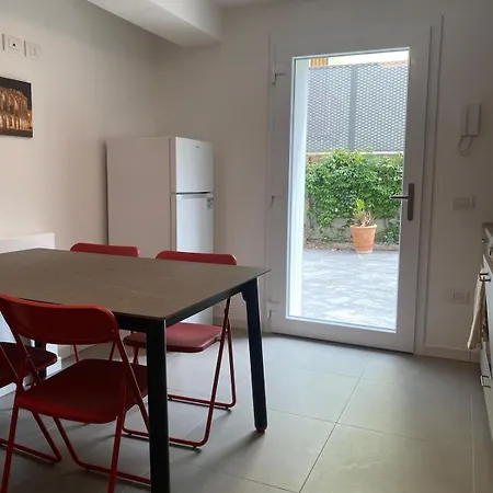 Apartment Casa Da Attilio In Borgo Roma *
